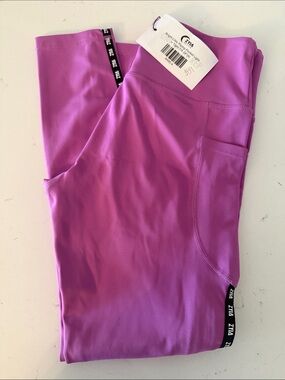 ZYIA Pink light and tight Leggings with Side Pocket